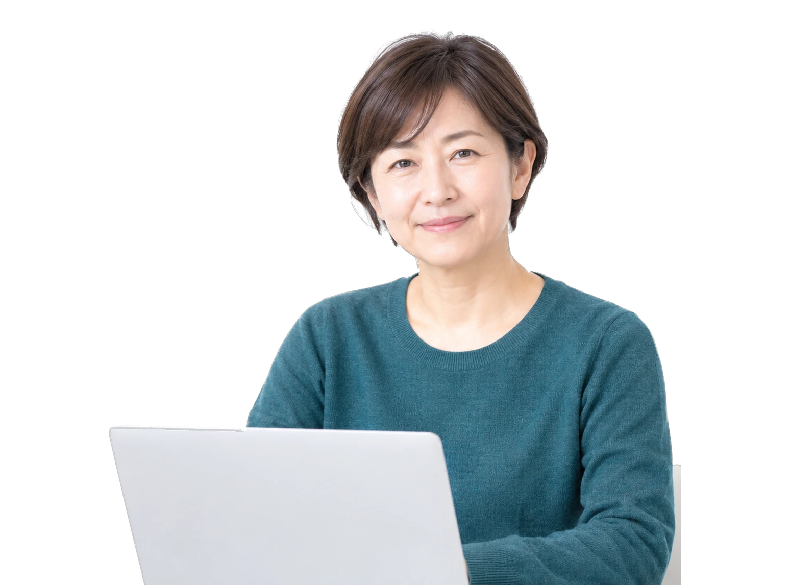 ノートパソコンに向かう40代の女性